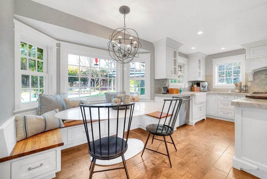 Set up a Breakfast Nook in Your Kitchen